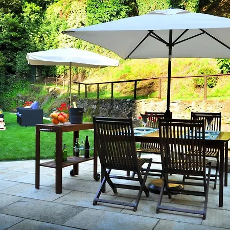 Villa Sleeps 8 Pool Wifi Santiago de Compostela