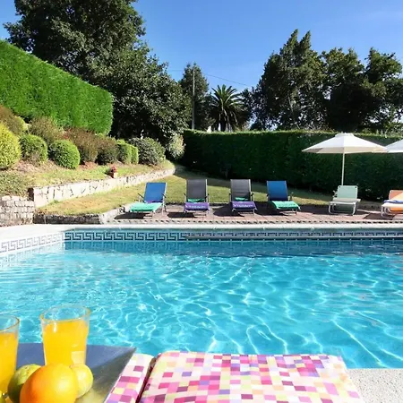 Sleeps 8 Pool Wifi Villa *