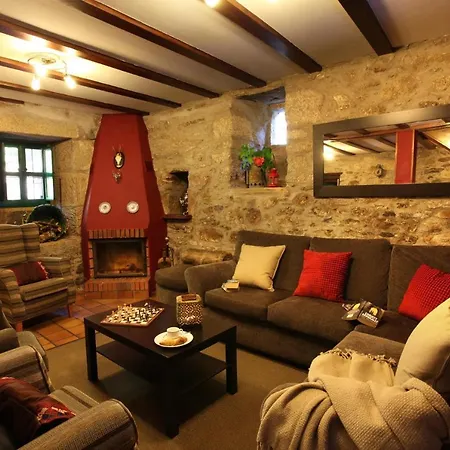 Sleeps 8 Pool Wifi *