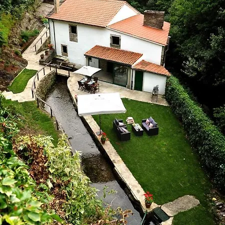 Villa Sleeps 8 Pool Wifi